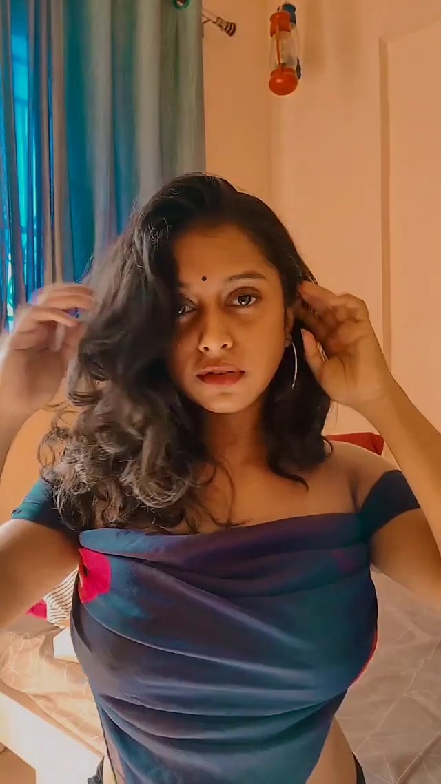 Sexy Busty Tamil Girl In Tight Black Shirt